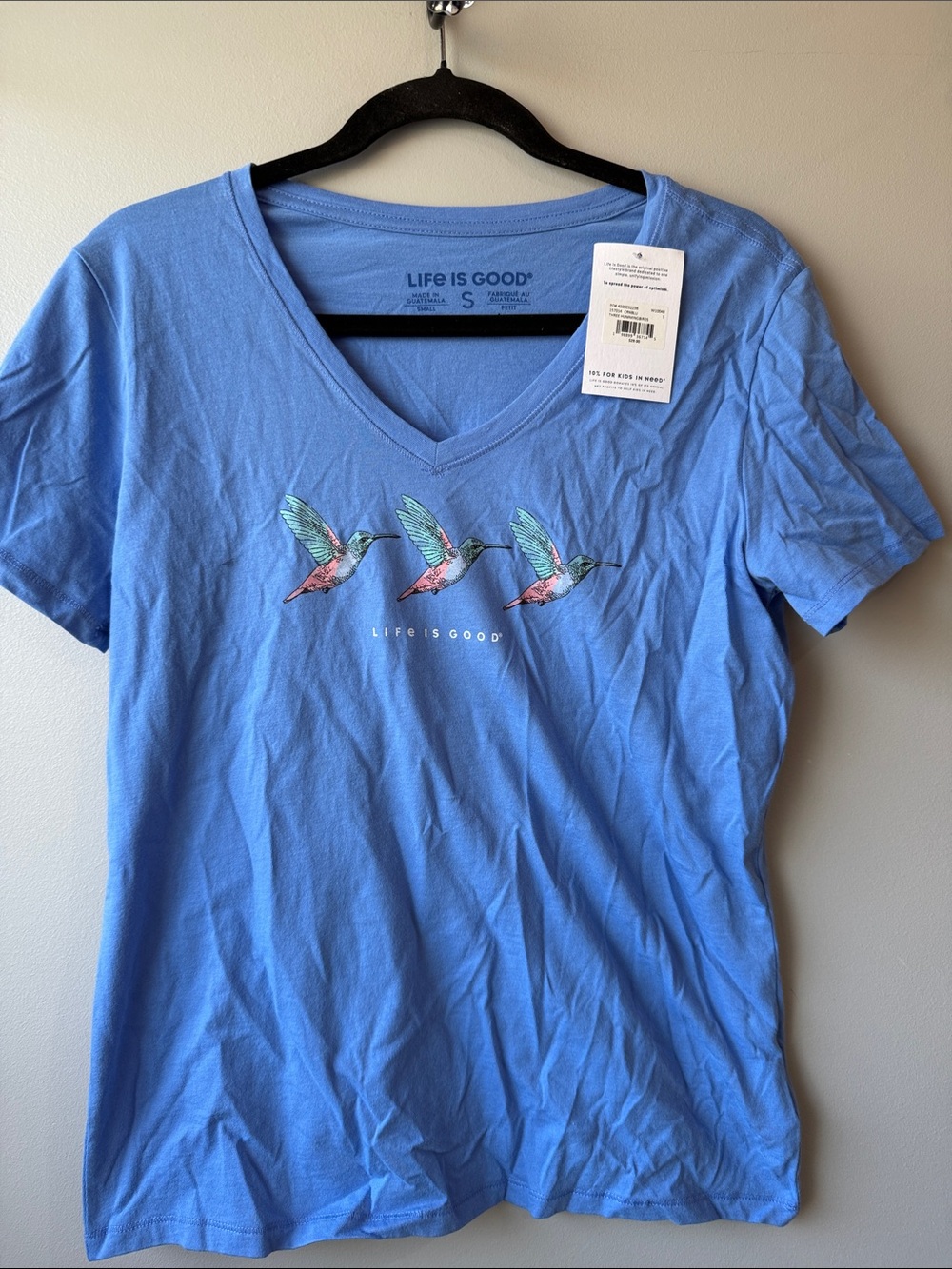 Life Is Good Blue V-Neck Tee with Hummingbird Trio cotton small